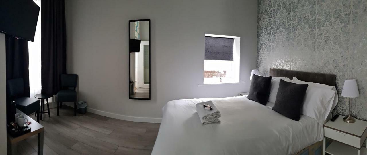 Hotel Newbury Bournemouth Esterno foto